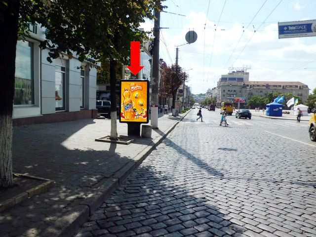 Сітілайт 1.2x1.8,  Б. Перспективная ул. (бывш. Маркса ул.), возле Сбербанка, кинотеатра "Зоряный"