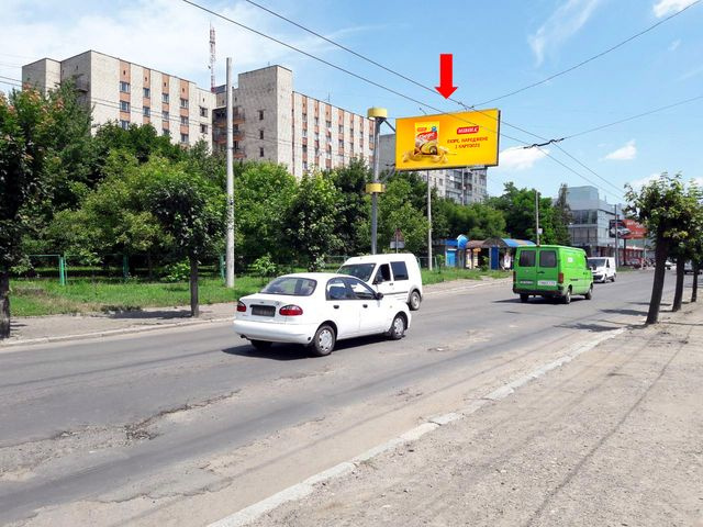 Щит 6x3,  Хотинская ул., 47, возле ресторана "Versal", в центр