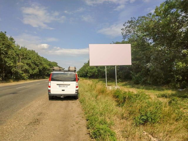 Щит 6x3,  пгт Великодолинское, (2), выезд в сторону Овидиополя