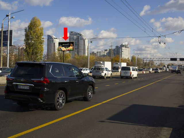 Щит 6x3,  Бандеры пр. (бывш. Московский)  - пр. Героев Сталинграда, напротив ТРЦ "Blockbuster Mall", в сторону Северного моста