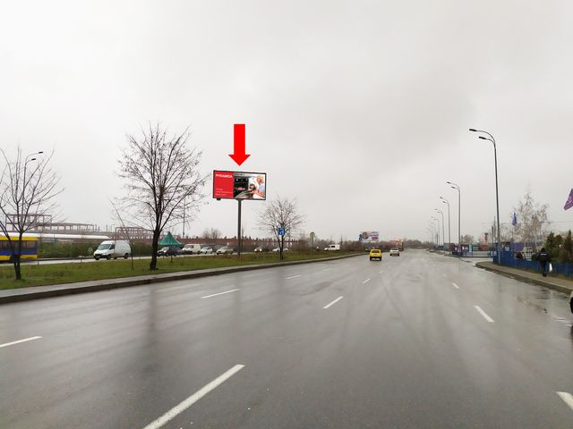 Щит 6x3,  Григоренко пр. 40, на разделителе, напротив супермаркетов "Эпицентр", "Metro", в сторону ул. Коллекторной