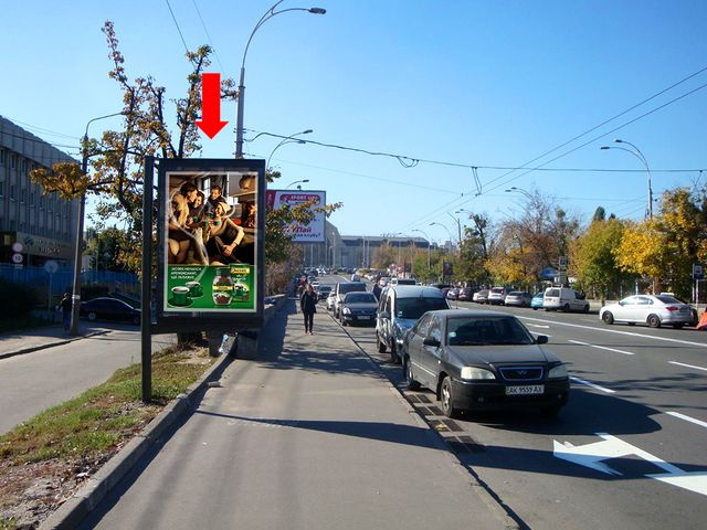 Сітілайт 1.2x1.8,  Петлюры ул. (бывш. ул. Коминтерна) напротив 30, в сторону Центрального ж/д. вокзала