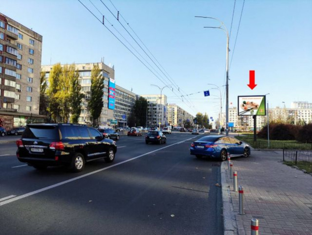 Цифрова панель 3.14x2.3,  Украинки бул., 21, в сторону ст. м. "Печерская", в центр, (ролик 10 сек, 1 выход/1,5 минуты)