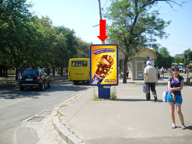 Сітілайт 1.2x1.8, Шевченко бул. / Криваливская ул. (бывш. Парижской Коммуны ул.), возле супермаркета "АТБ" Сітілайт 1.2x1.8, Шевченко бул. / Криваливская ул. (бывш. Парижской Коммуны ул.), возле супермаркета "АТБ"