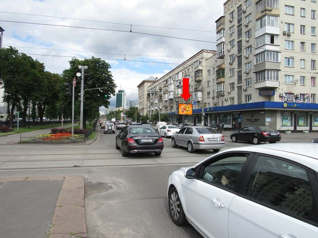 Цифрова панель 3.14x2.3,  Победы пр., 2 - ул. Бульварно-Кудрявская, на светофоре, в сторону Воздухофлотского моста, (ролик 10 сек, 1 выход/1,5 минуты)