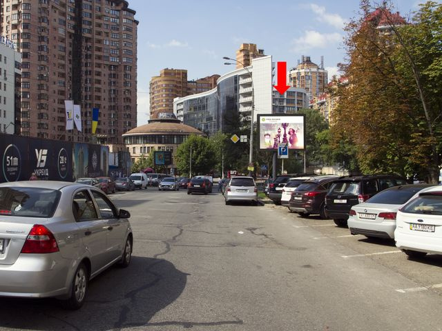 Скролл 3.14x2.3,  Алмазова ул. (бывш. Кутузова ул.), 14 / ул. Коновальца (бывш. Щорса ул), в сторону ул. Б. Васильковская