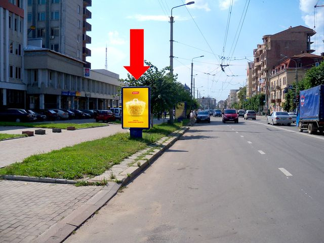 Сітілайт 1.2x1.8,  Независимости ул. / Бандеры ул., 1, возле Педагогического института, "Укрсоцбанка"