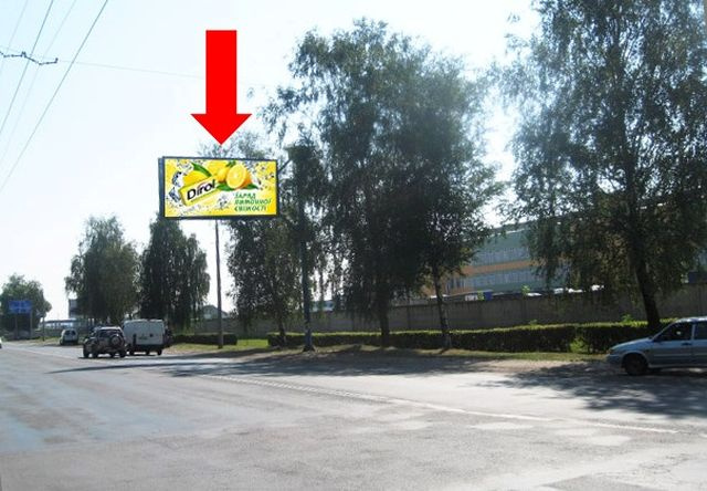 Щит 6x3,  Ровенская ул., между АЗС "БРСМ" и "Окко", из центра