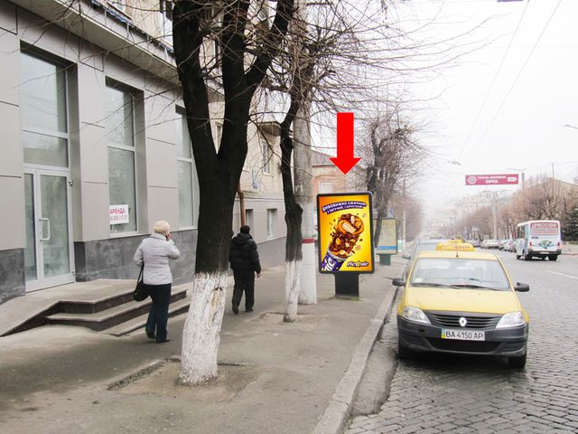 Сітілайт 1.2x1.8,  Б. Перспективная ул. (бывш. Маркса ул.) / Гагарина ул., возле "Райффайзен Банк Аваль"