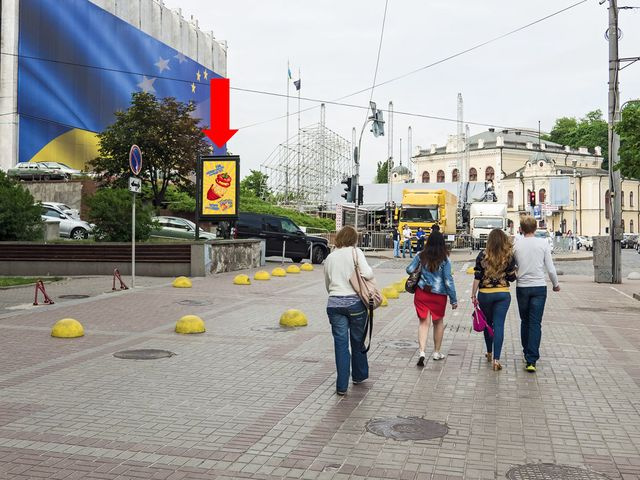Сітілайт 1.2x1.8,  Крещатик ул., 4, в сторону Владимирского спуска