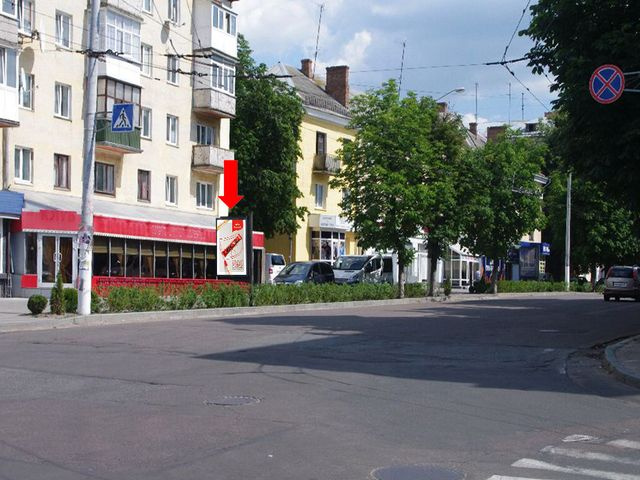 Сітілайт 1.2x1.8,  Победы пл. / ул. Театральная, возле кассы "КийАвиа"