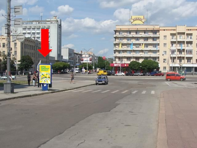 Сітілайт 1.2x1.8,  Соборная пл. / ул. Кафедральная, возле БТА банка, Суда