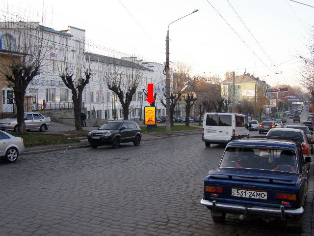 Сітілайт 1.2x1.8,  Главная ул., 124, возле фабрики "Импульс", в центр