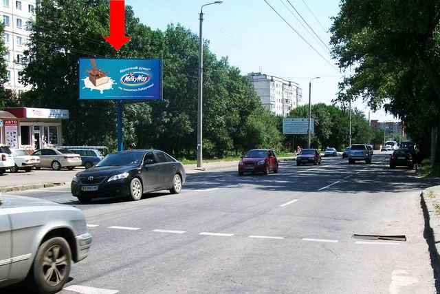 Щит 6x3,  Львовское шоссе, 18, возле автомагазина