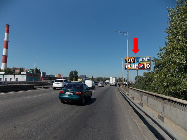 Призма 6x3,  Южный мост, в сторону центра